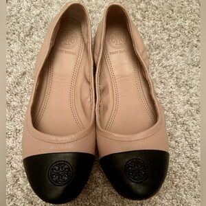 Good used condition, black and tan Tory Burch flats, size 6.5